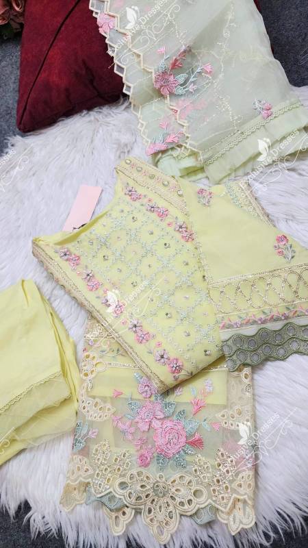 7) Binsaeed Luxury 💮