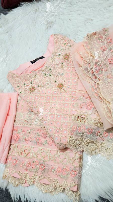 7) Binsaeed Luxury 🏵️