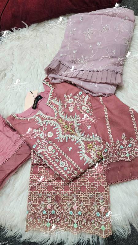 7) Binsaeed Luxury 🌹