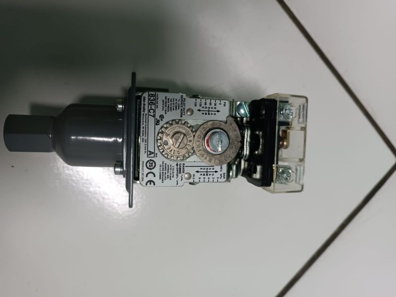 Pressure switch  AB