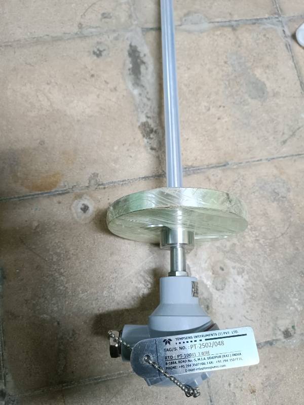 Temperature element