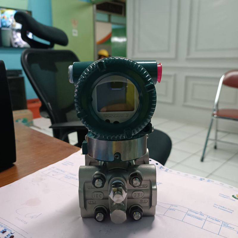 Transmitter Dp Transmitter 0-7 Kg/cm2 dan  (manifold)