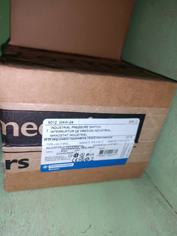 Pressure switch