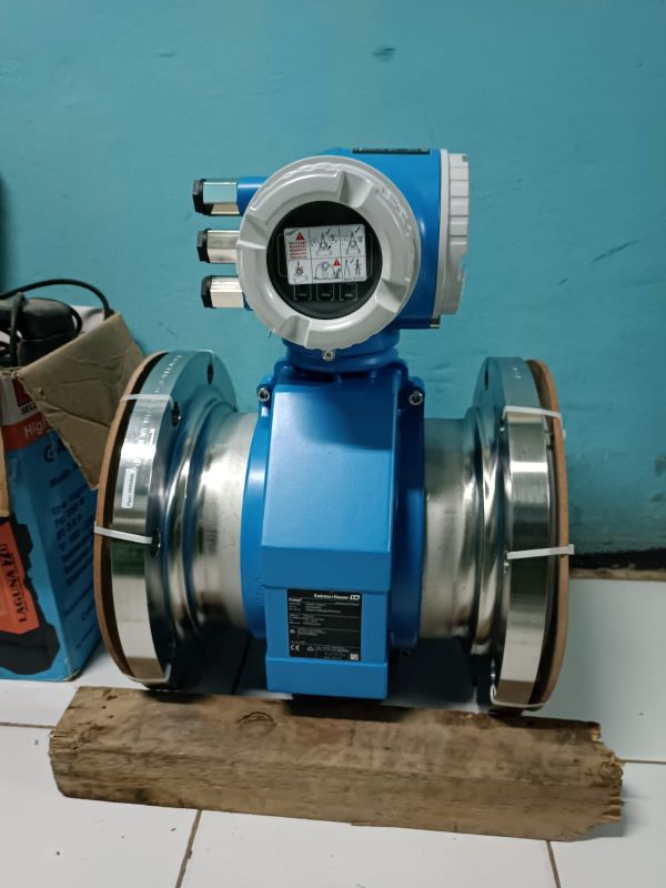 Magnetic Flow Meter 8 inch