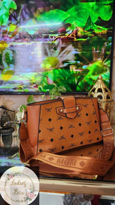MCM Essential Visetos