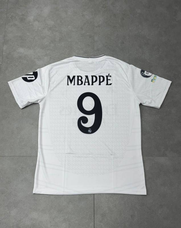 REAL MADRID 24-25 HOME KIT