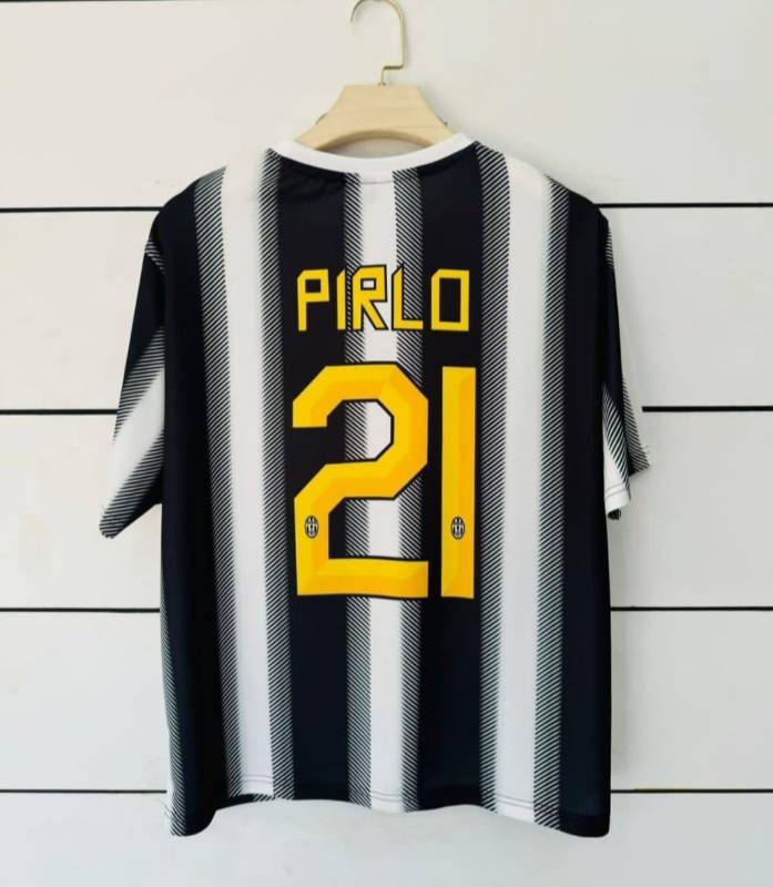 JUVENTUS 11-12 HOME KIT