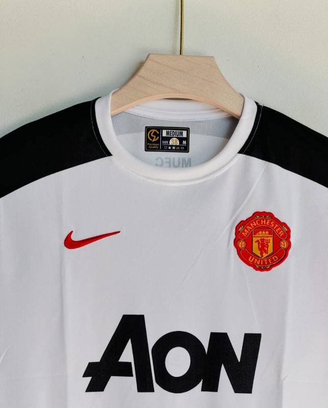 MAN UNITED 11-12 THIRD KIT