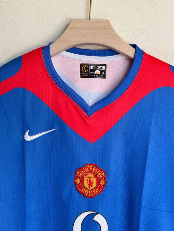 MAN UNITED 05-06 AWAY KIT