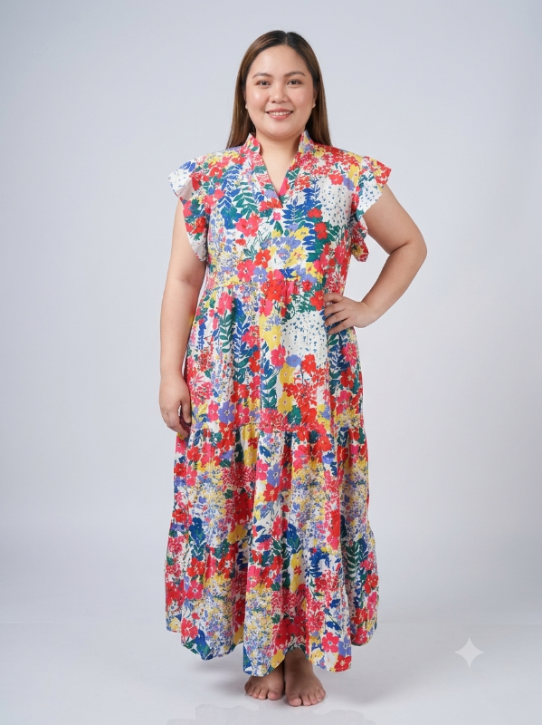 Vestido largo con diseño de flores y mangas cortas