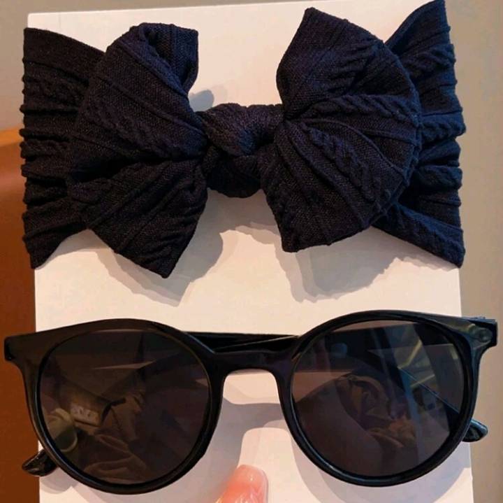 Set de lentes con cintillo para niña