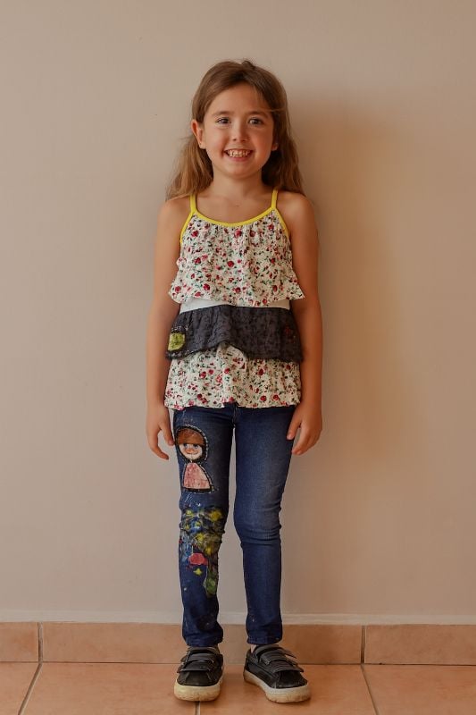 Franelilla para niña capas de flores