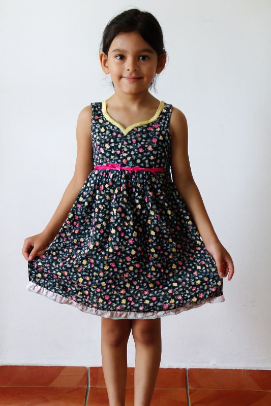 Vestido de Flores para niña