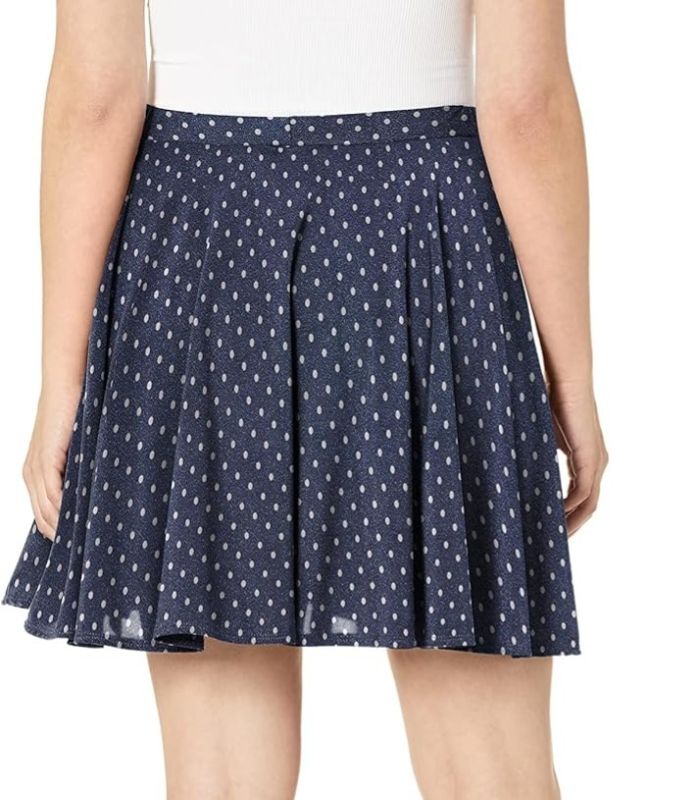 Falda con lunares para dama