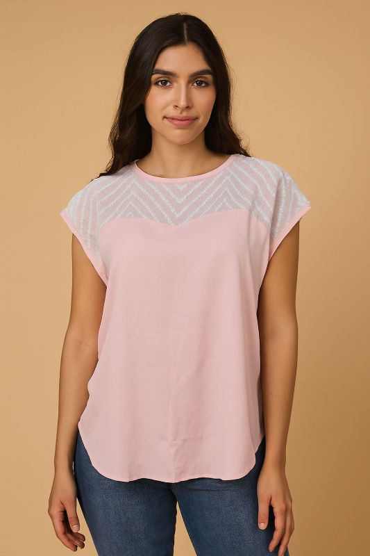 Blusa con mangas transparentes