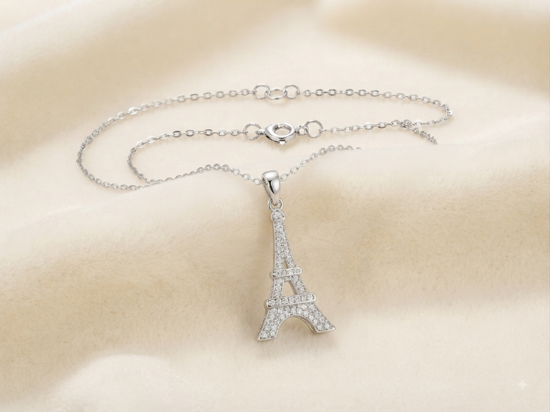 Cadena con dije de paris