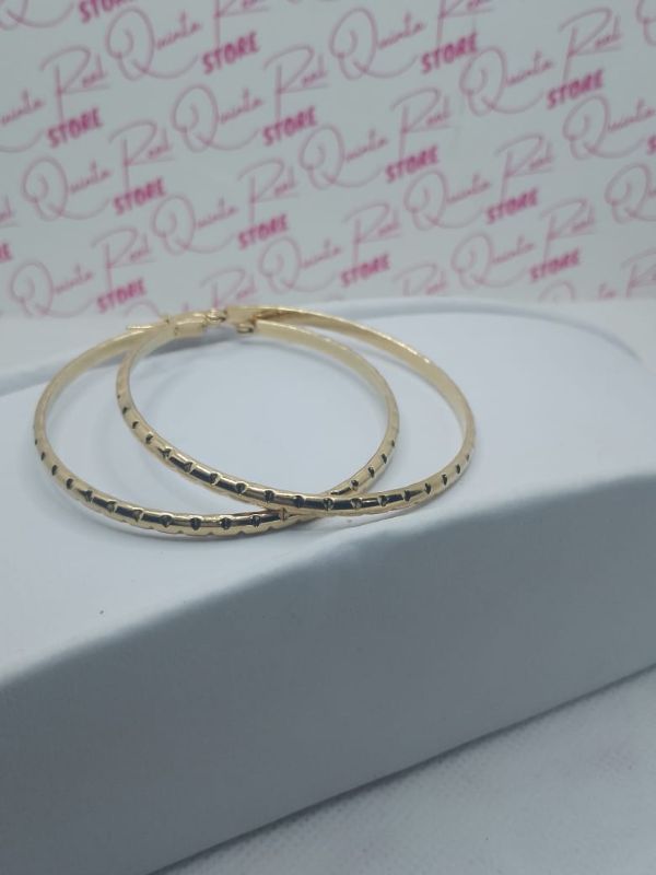 Argollas doradas grandes