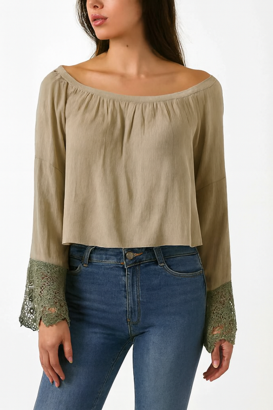 Blusa de Hombros Descubiertos con Encaje Verde
