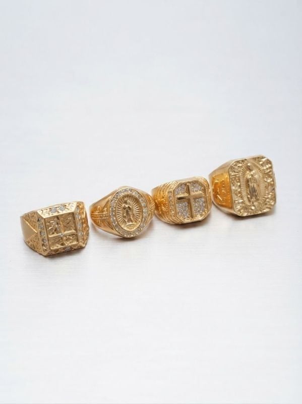Anillos religiosos grandes