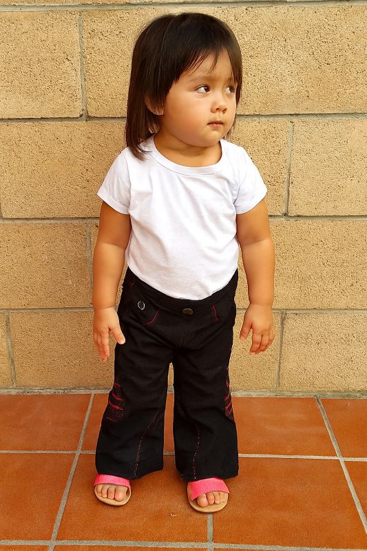 Pantalón acampanado para niña