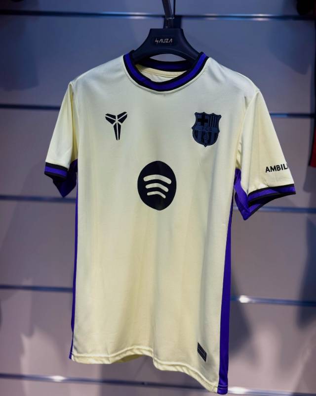 Barcelona Away Kit