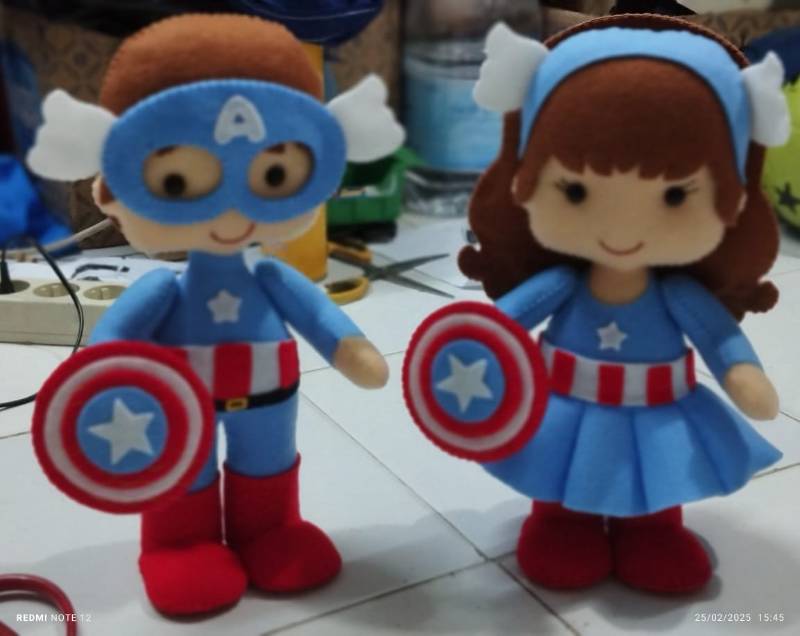 Boneka Kapten Amerika