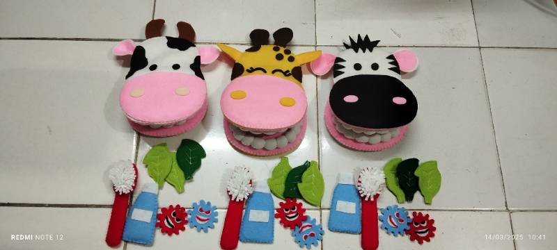 Boneka Tangan Sikat Gigi