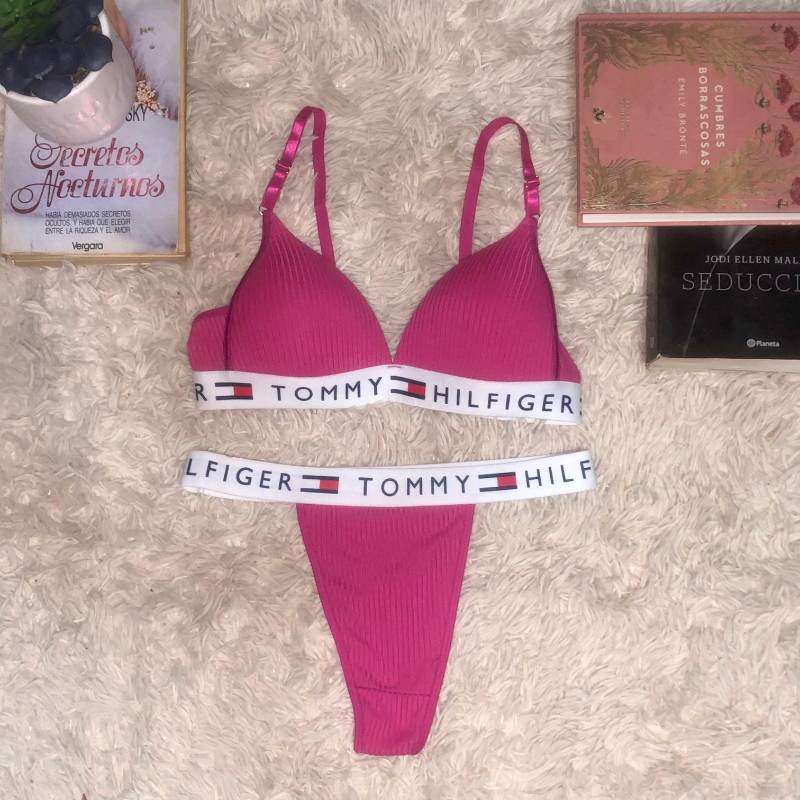 CONJUNTO TOMMY
