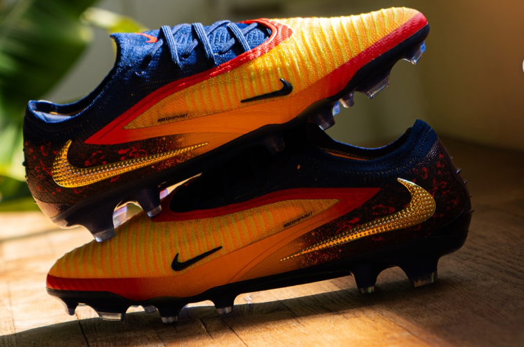 STORY OF Nike Phantom 6 Low Erling Haaland