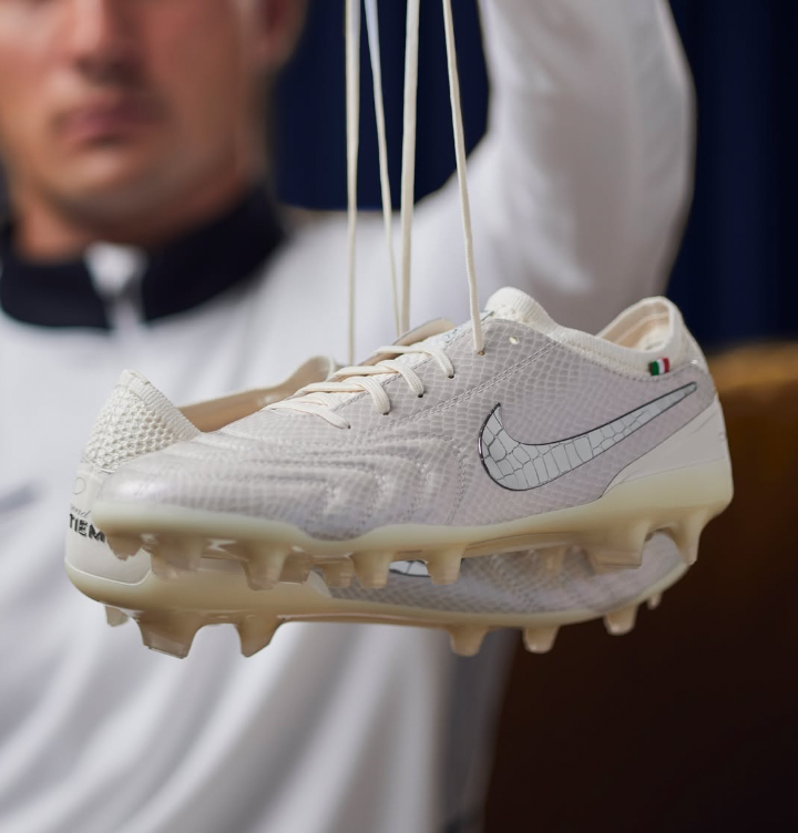 STORY OF Nike Tiempo 10 "Luxe 2.0"