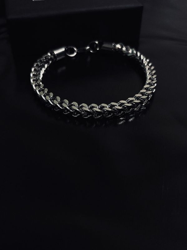 Rugged Cuban Chain Barcelet