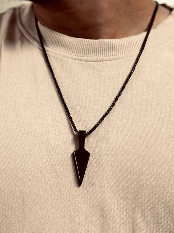 Stylish Uniqon Shape Pendant