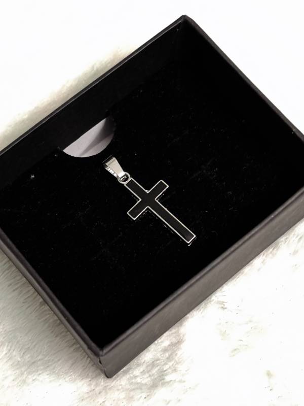 Cross Pendant Small