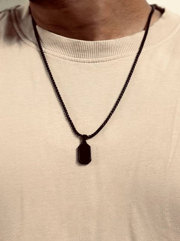 Elegant Rectangle Shape Pendant