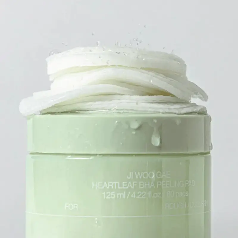 Ji Woo Gae
Heartleaf Bha Peeling Pad