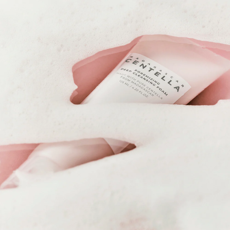 Madagascar Centella
Poremizing Deep Cleansing Foam