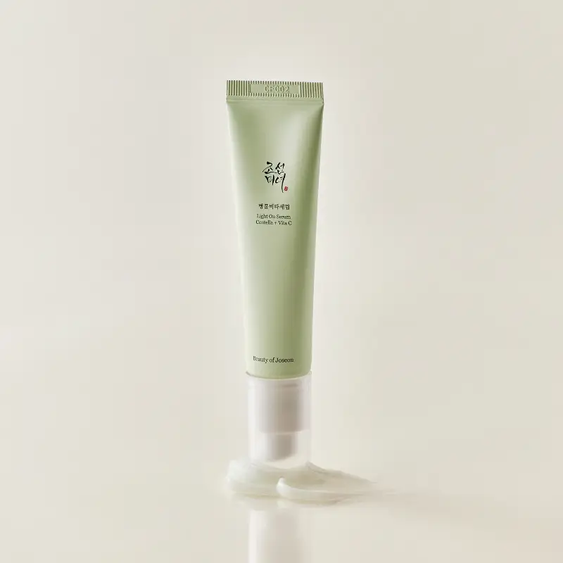 Light On Serum: Centella + Vita C