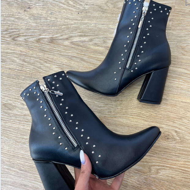 Referencia Salo taches