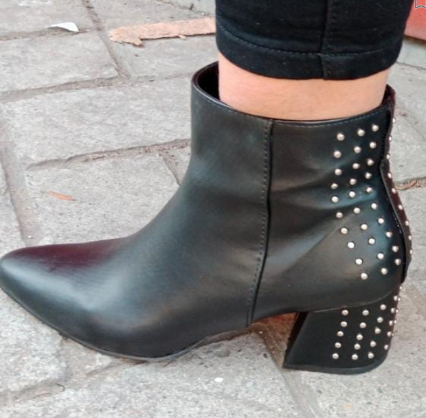 Referencia Catalina tache