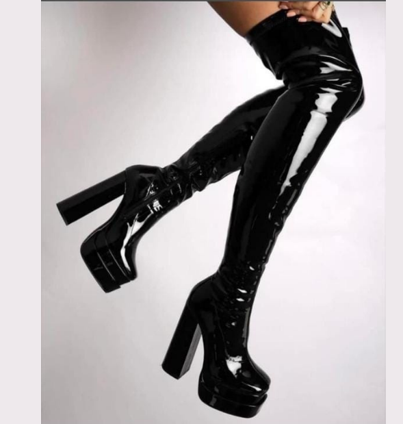 Referencia 3D extra larga charol