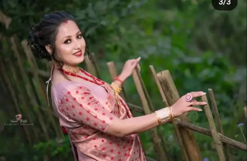 PURE SILK ZARI WOWAN MIX PATH ASSAME TREDITIONAL MEKHELA SADOR