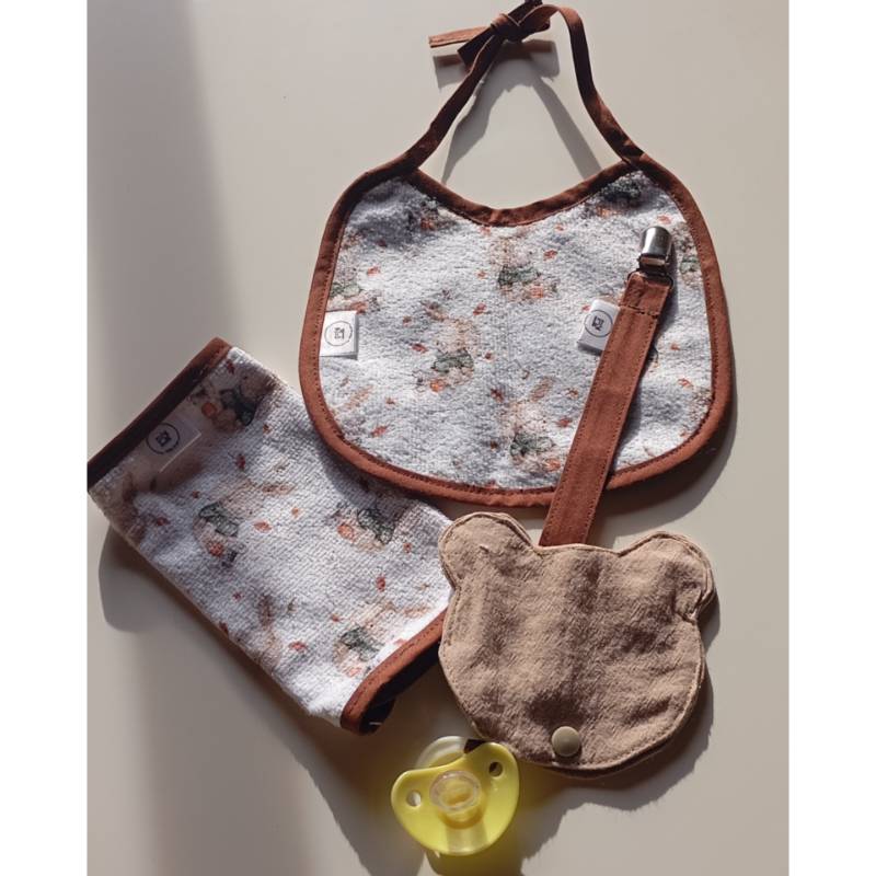 kit  Alma de 3 piezas, babero, portachupete y babita , mas, vinchita