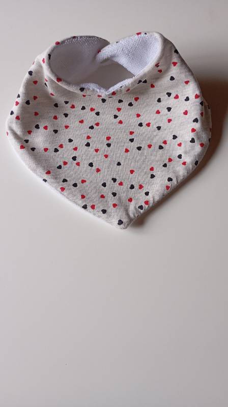 Babero bandana corazones