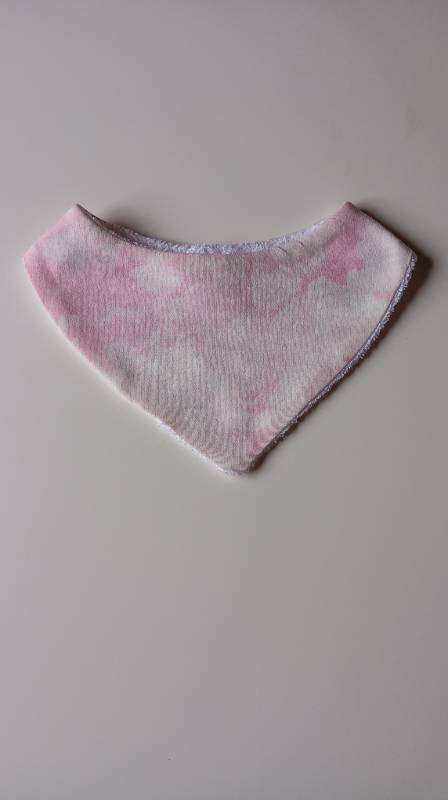 Babero bandana batik rosa 2