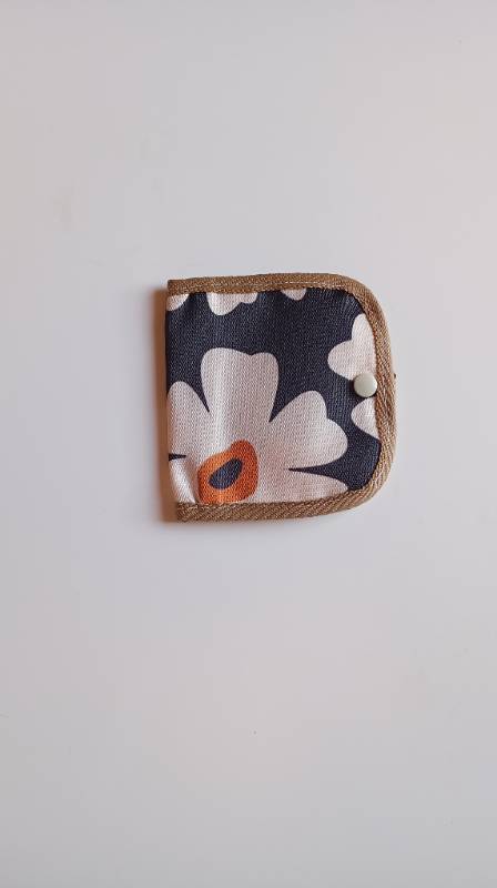 Estuche íntimo flores grandes