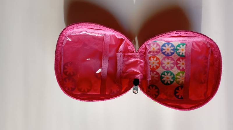 Neceser cubo margaritas de colores