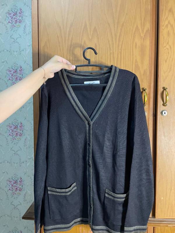 Cardigan Rajut Hitam Pocket Sellery