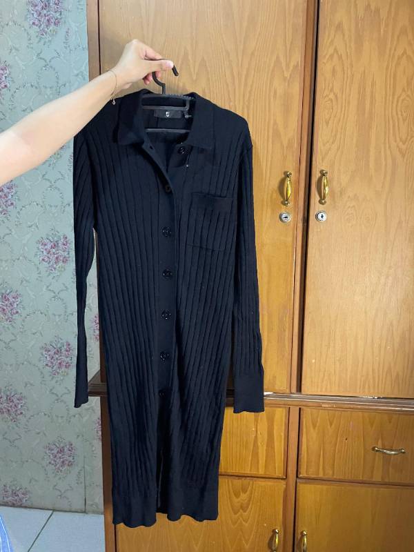 Blouse Knit Hitam J+