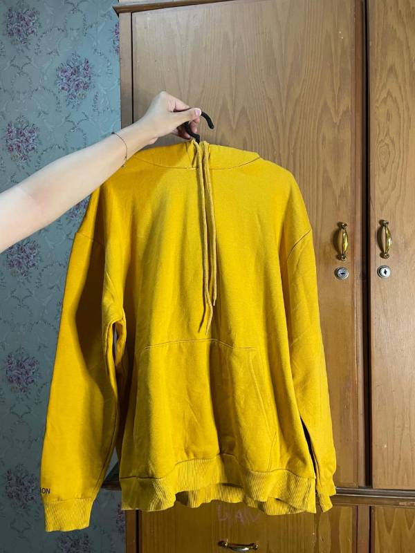 Hoodie Kuning No Brand