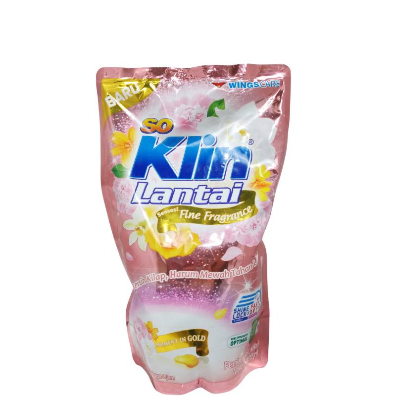 SO KLIN KARBOL PEMBERSIH LANTAI MOMENT IN GOLD REFILL 770ML